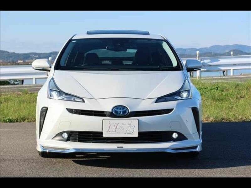 PRIUS-1