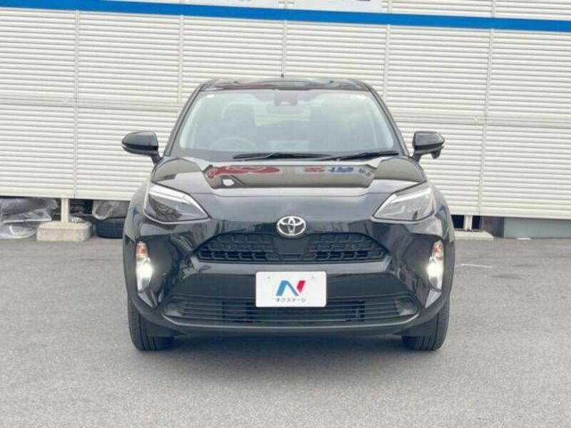 YARIS CROSS-14