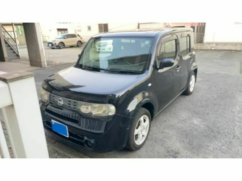 NISSAN　CUBE