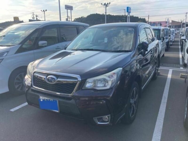 SUBARU　FORESTER