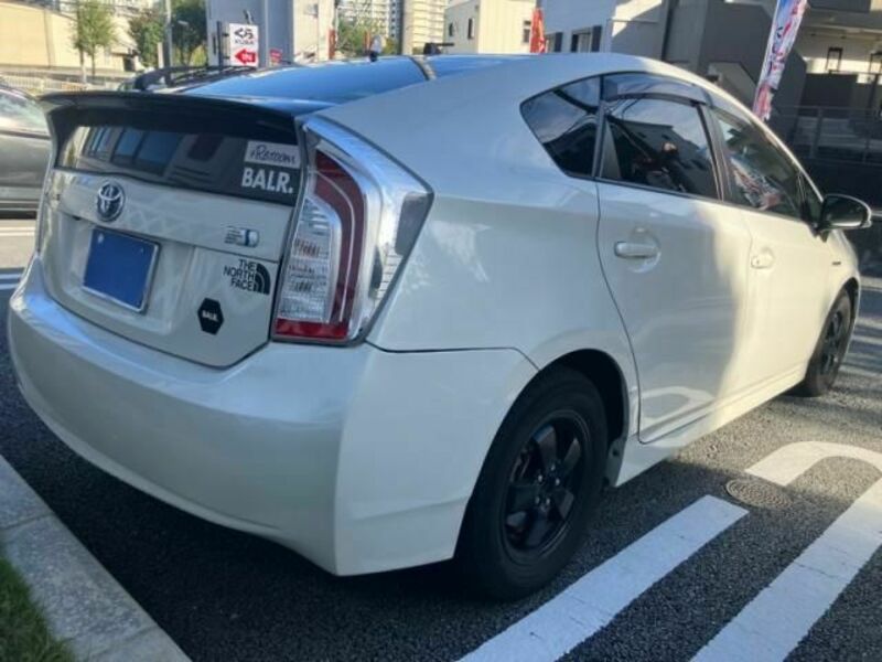 PRIUS-6