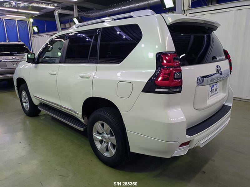 LAND CRUISER PRADO-3