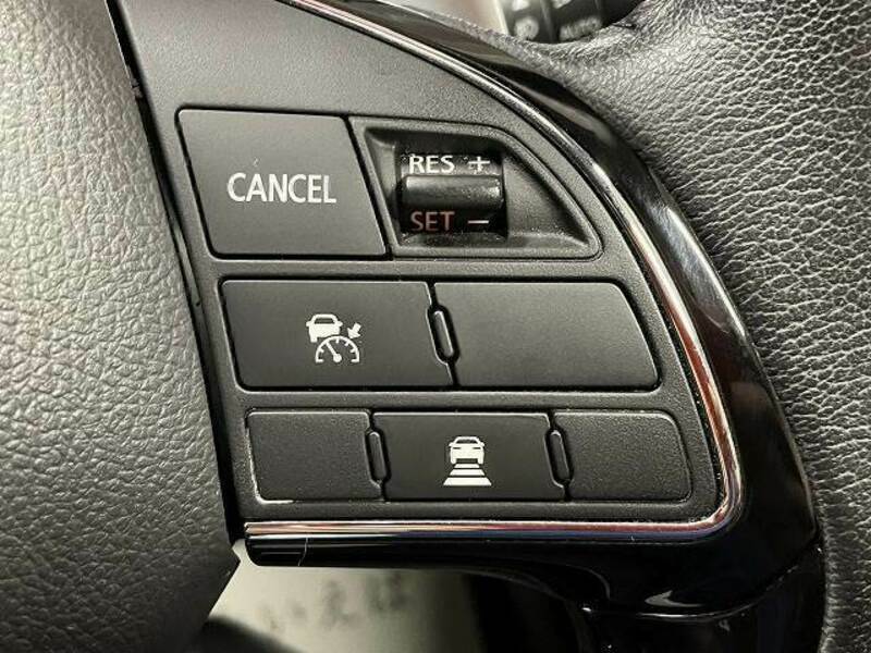 ECLIPSE CROSS