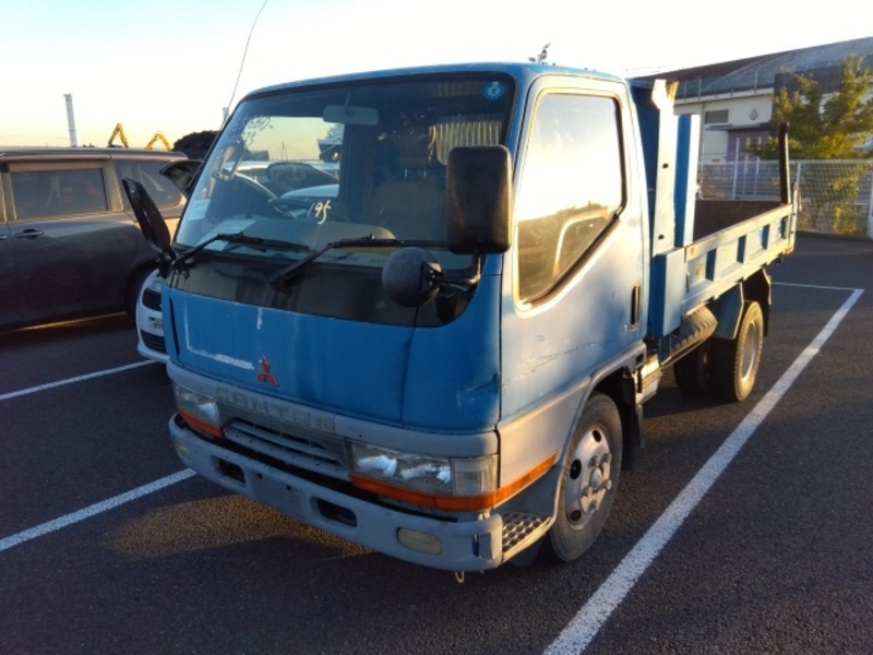 MITSUBISHI CANTER