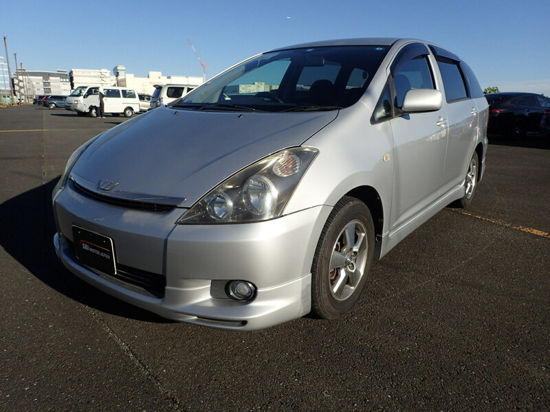 TOYOTA　WISH