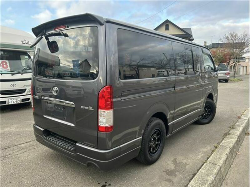 HIACE VAN-1