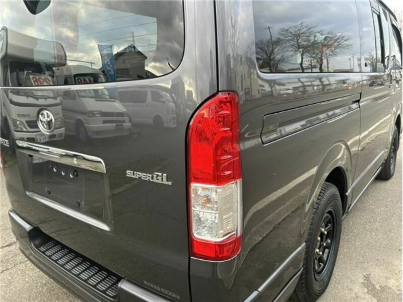 HIACE VAN-17