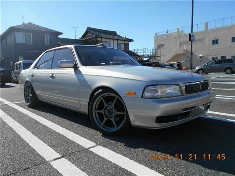 NISSAN LAUREL