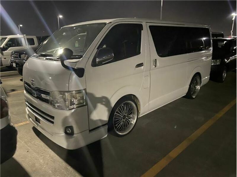 HIACE VAN