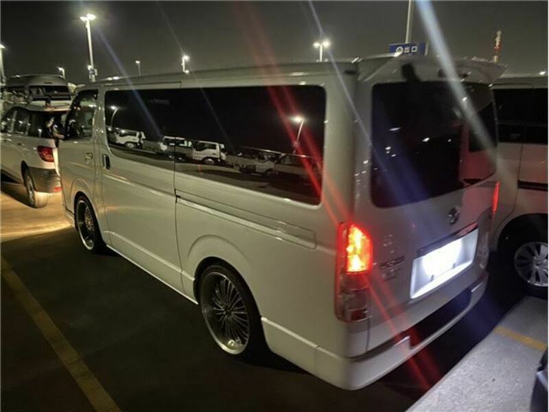 HIACE VAN-4