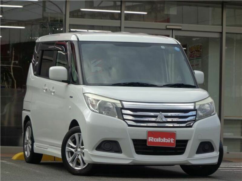 MITSUBISHI　DELICA D2