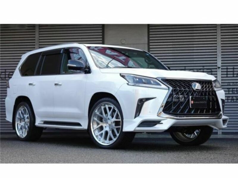 LEXUS　LX