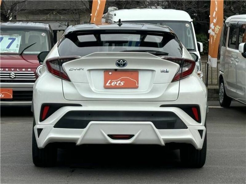 C-HR-14