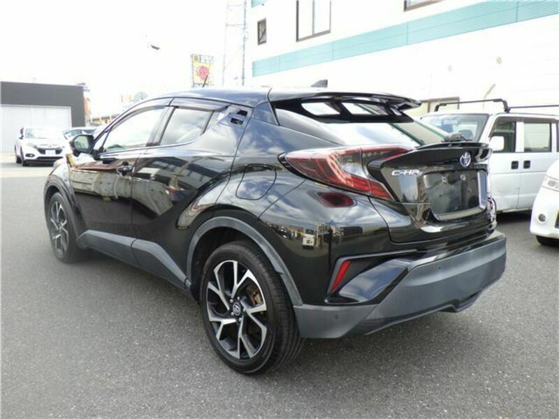 C-HR-2