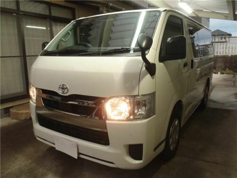 HIACE VAN-10