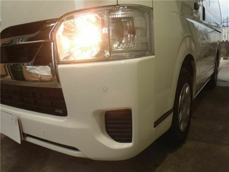 HIACE VAN-12