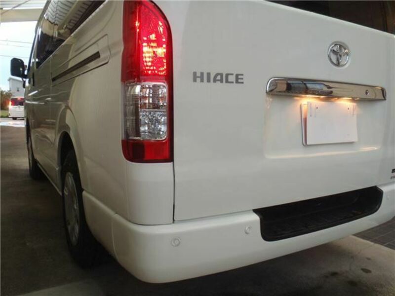 HIACE VAN-21