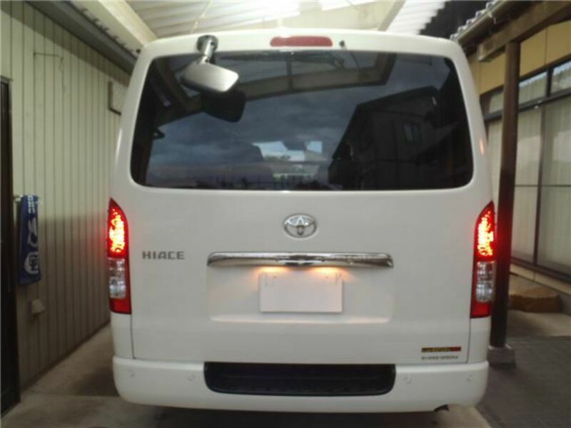 HIACE VAN-23