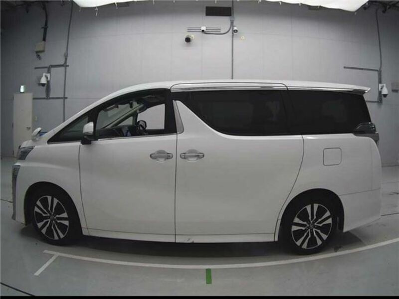 VELLFIRE-3