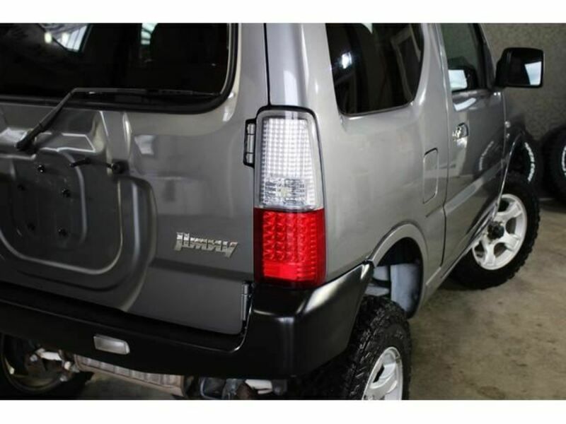 JIMNY-21