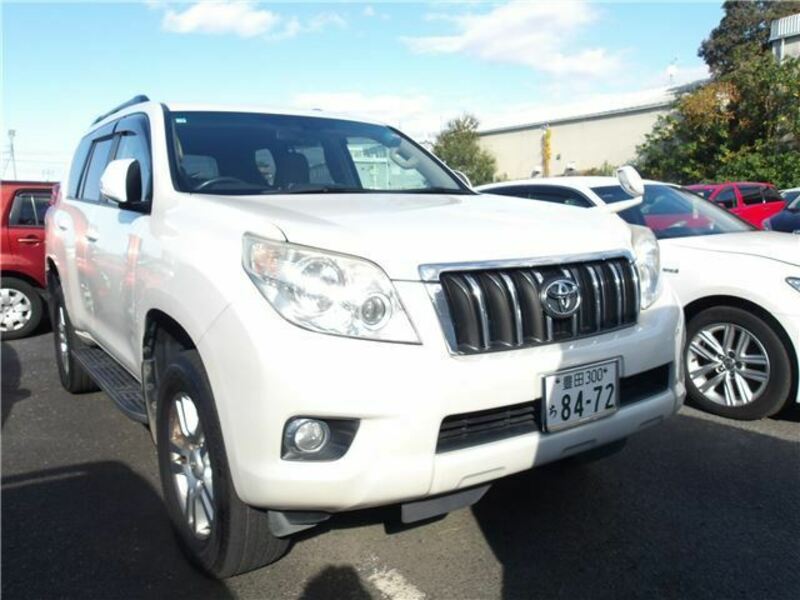 TOYOTA　LAND CRUISER PRADO