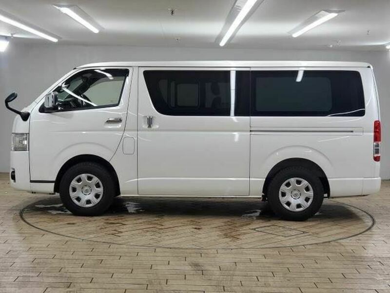 HIACE-13