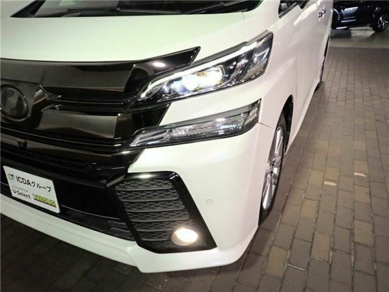 VELLFIRE-7