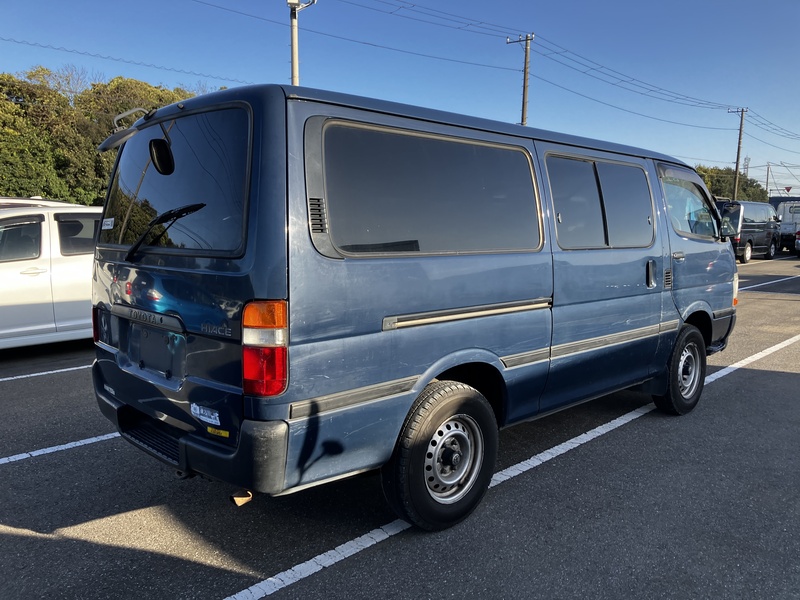 HIACE VAN-4