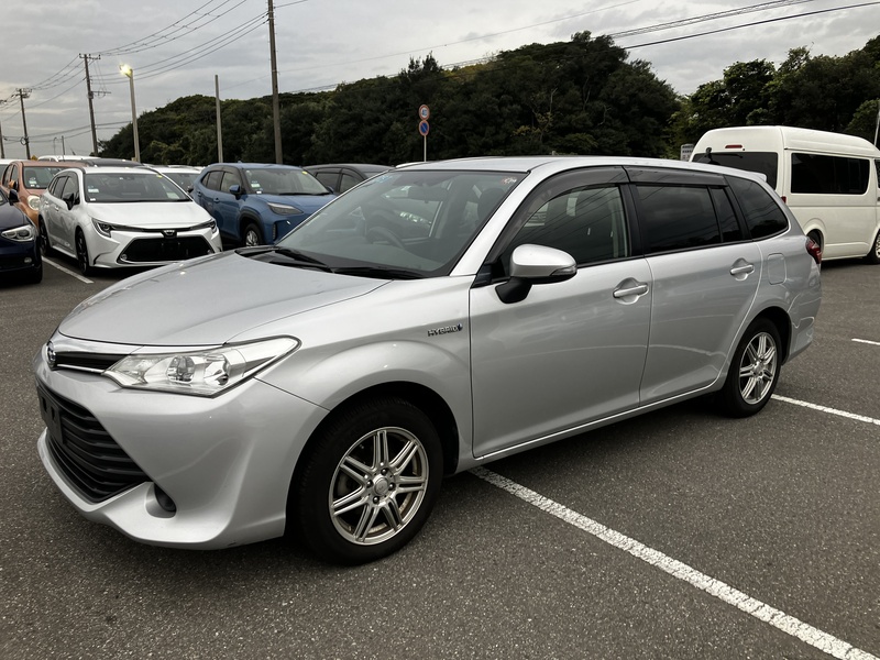 TOYOTA　COROLLA FIELDER