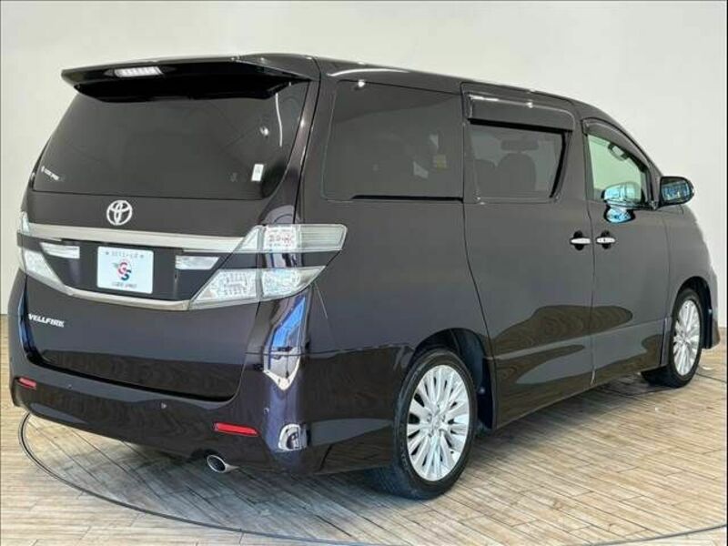 VELLFIRE-15