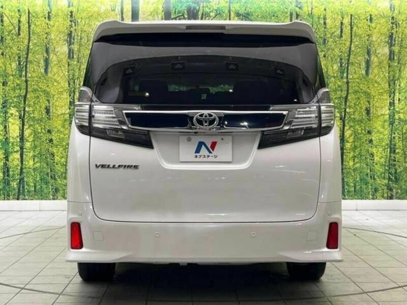 VELLFIRE-15