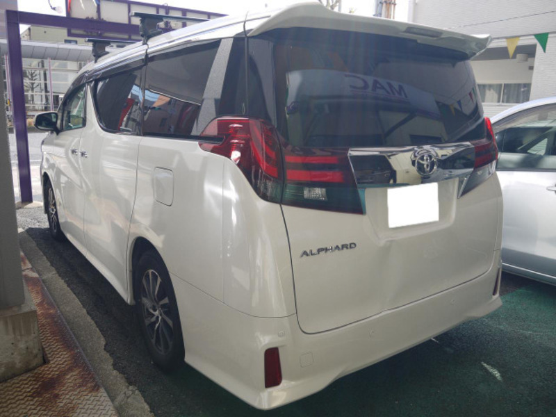 ALPHARD-9