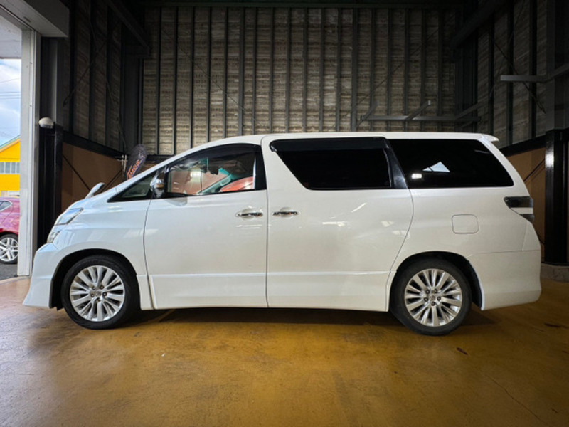 VELLFIRE-6