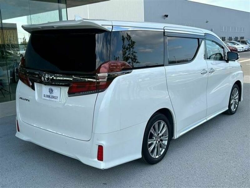 VELLFIRE-6