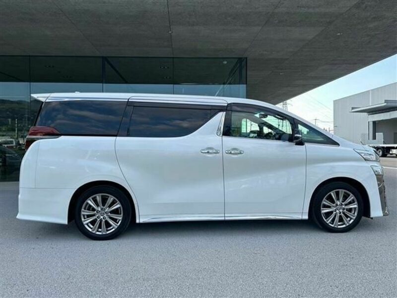 VELLFIRE-9