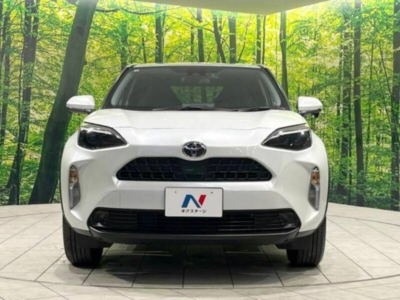 YARIS CROSS-14