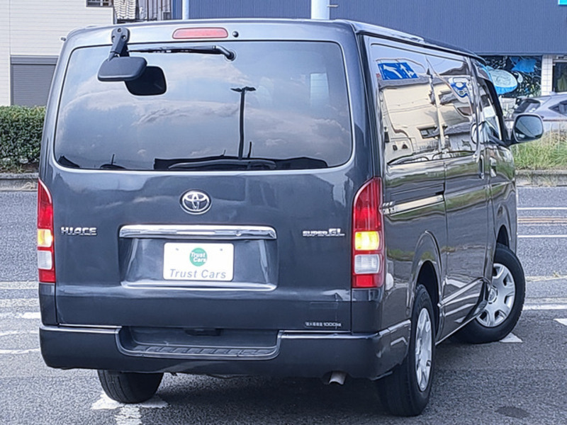 HIACE VAN