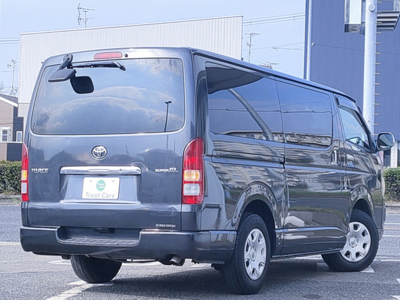 HIACE VAN