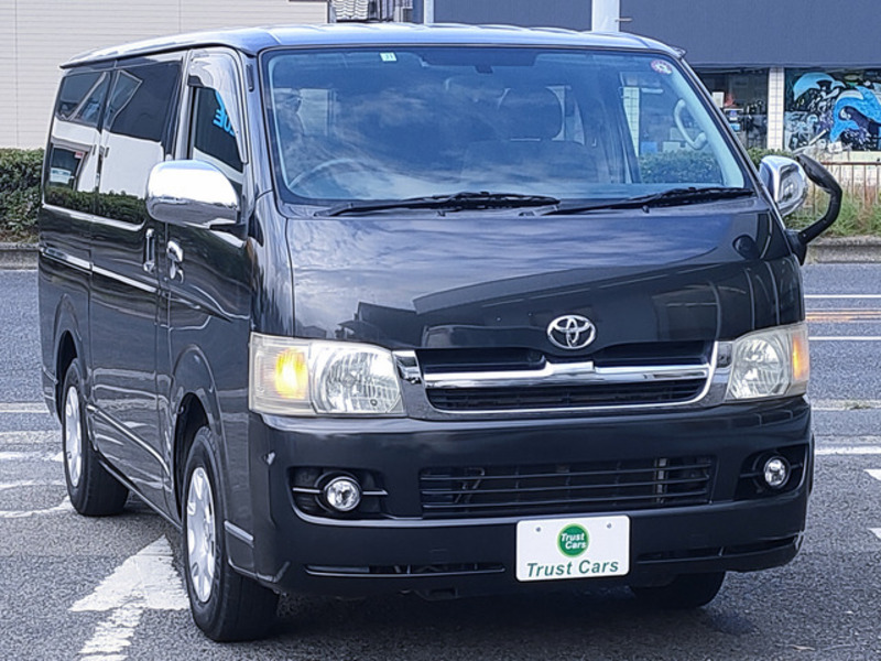 HIACE VAN