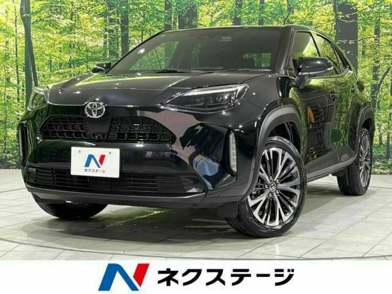 TOYOTA　YARIS CROSS