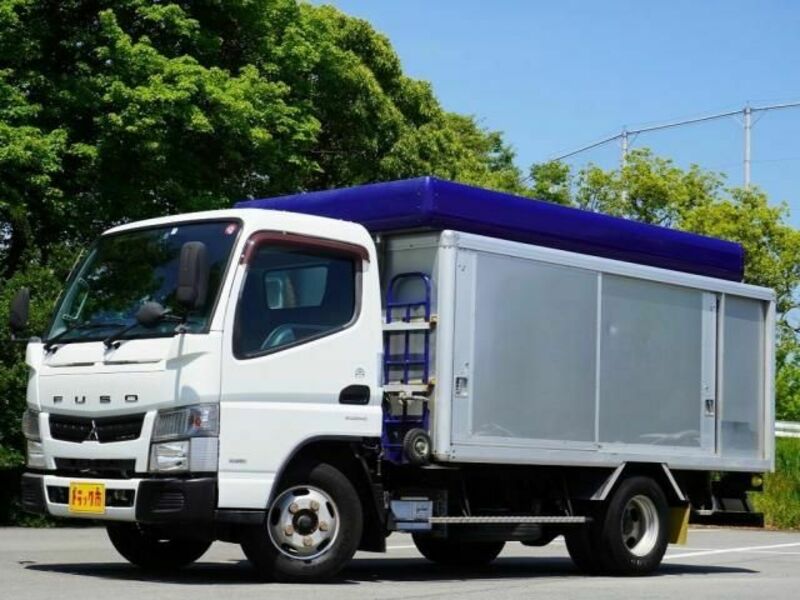 MITSUBISHI　CANTER