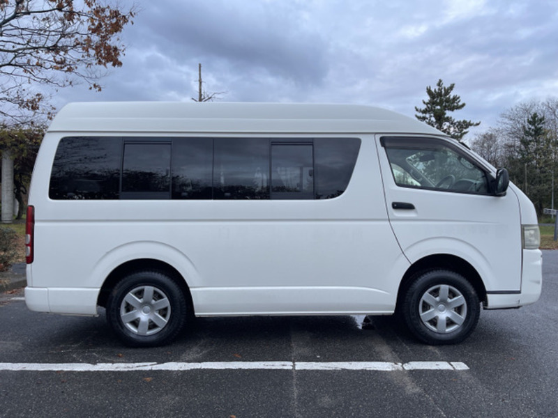 HIACE VAN-4