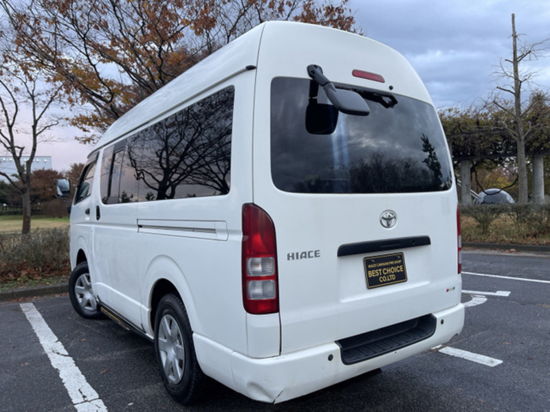 HIACE VAN-1