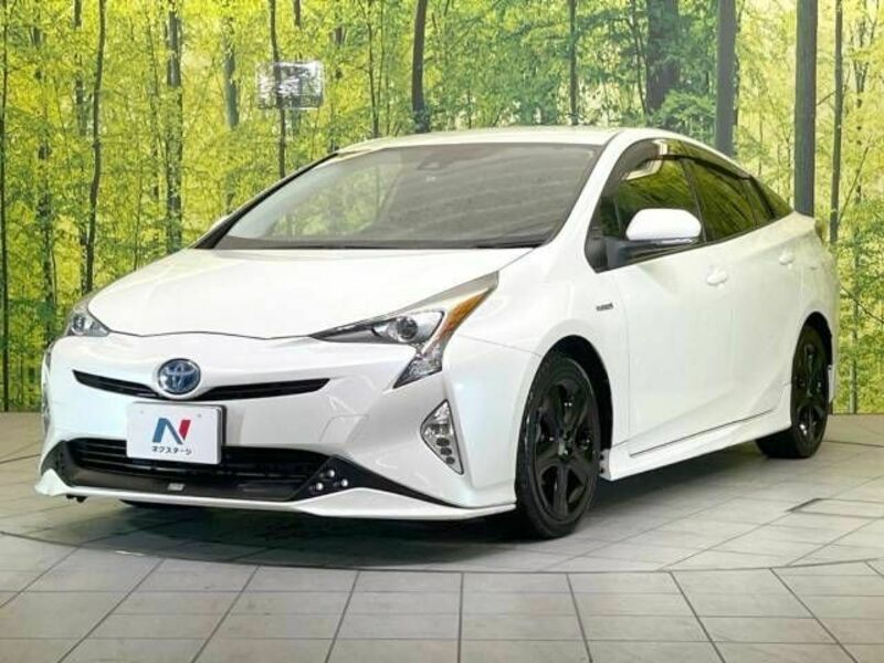 PRIUS-17