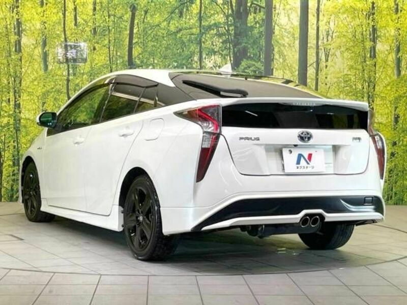 PRIUS-18