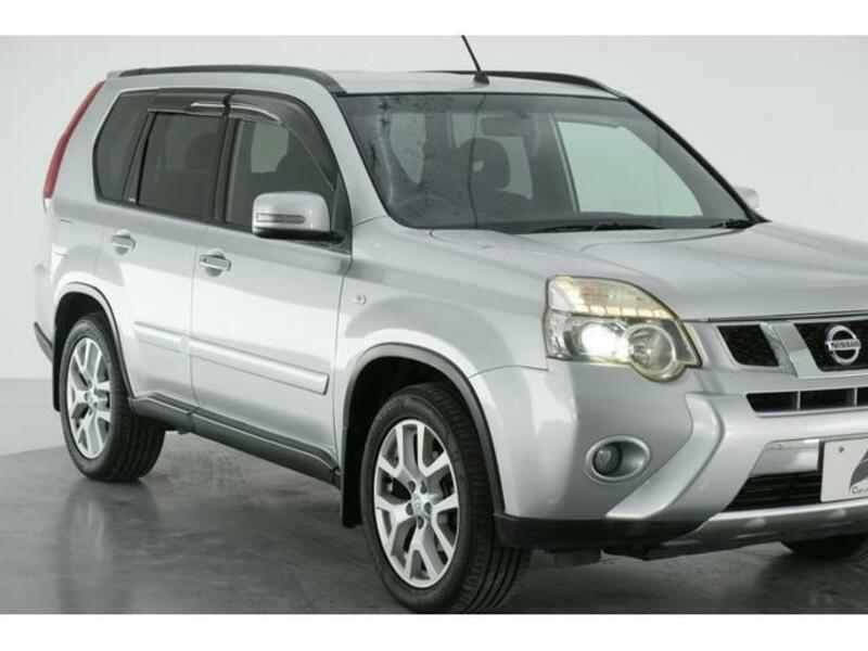 X-TRAIL-8