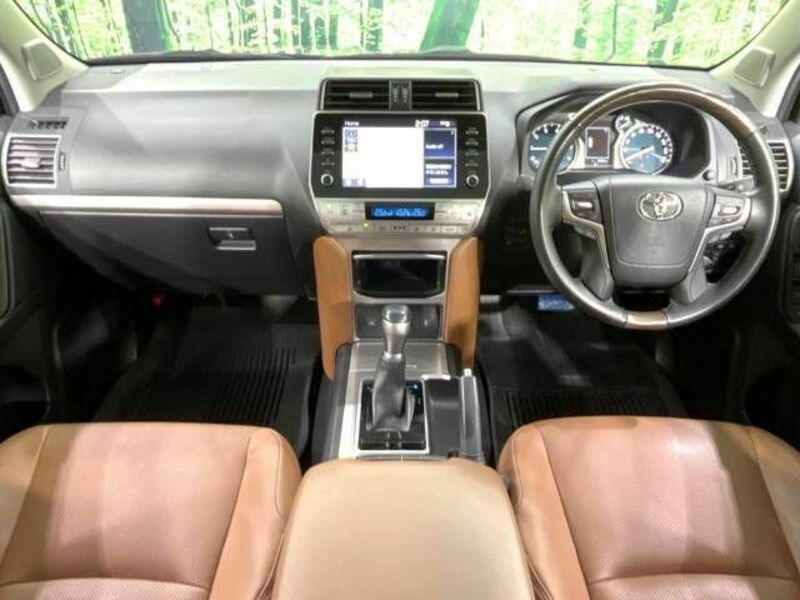 LAND CRUISER PRADO-1