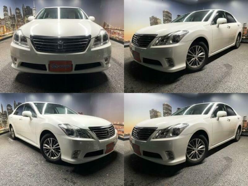 TOYOTA　CROWN