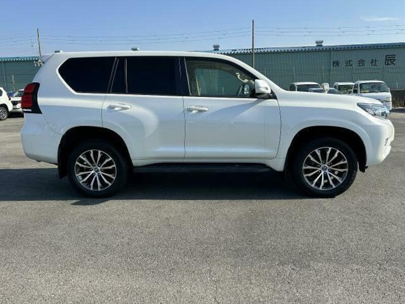 LAND CRUISER PRADO-5