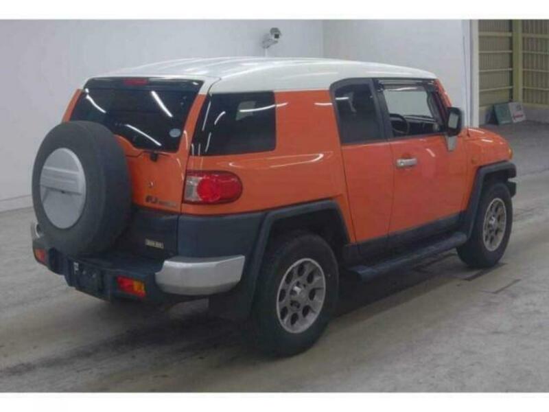 FJ CRUISER-4